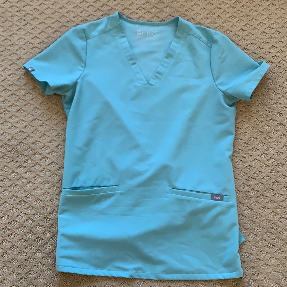 Figs XS scrub top in sea glass